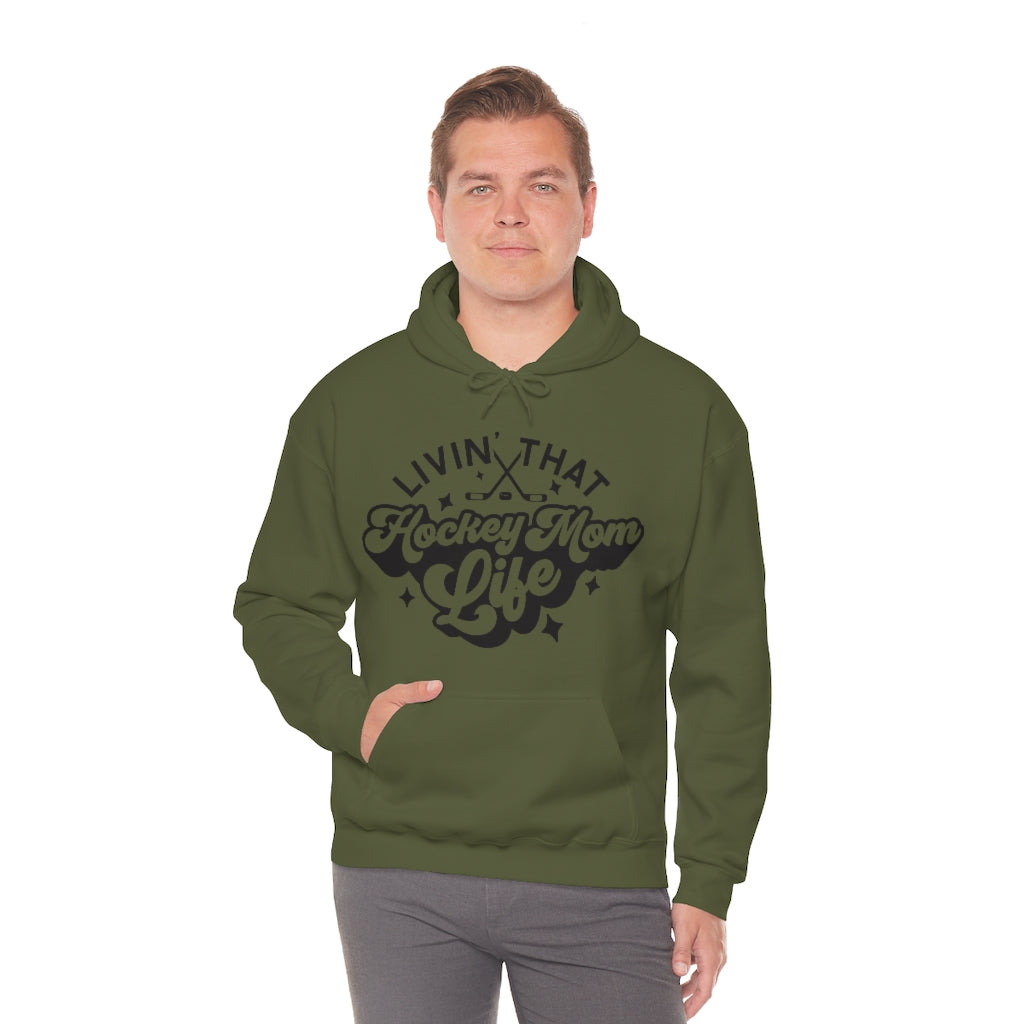 Living The Hockey Mom Life Hockey Mom Gifts: Retro Vintage Lettering Unisex Heavy Blend Hooded Sweatshirt