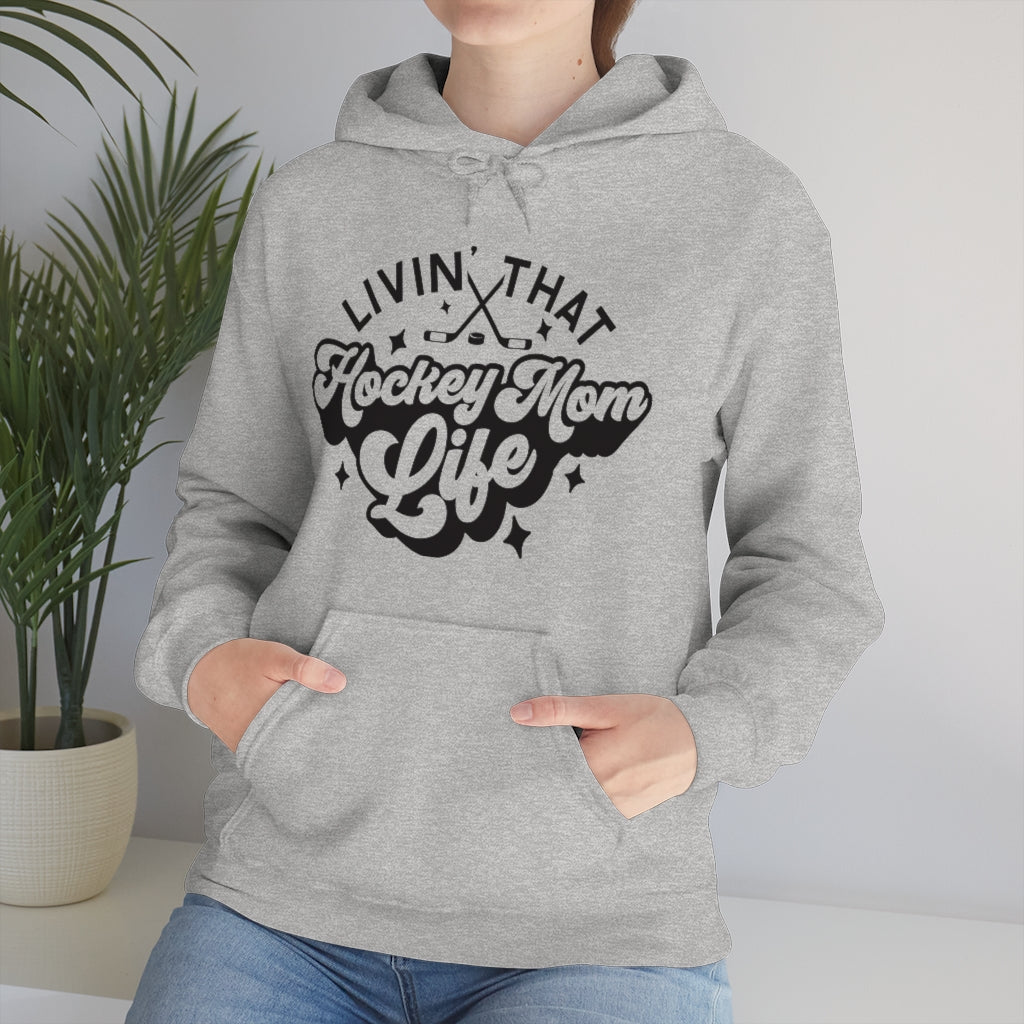 Living The Hockey Mom Life Hockey Mom Gifts: Retro Vintage Lettering Unisex Heavy Blend Hooded Sweatshirt